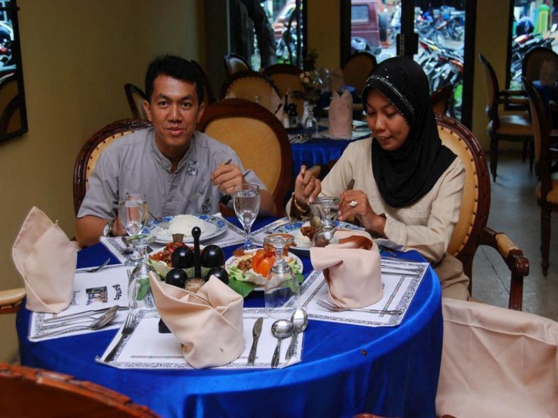 Hotel Andhika Syariah Samarinda Exterior photo
